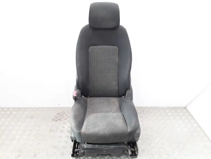 Chevrolet Captiva (2006 - 2011) JLEF307520B009 Переднее сиденье пассажира — фото 1