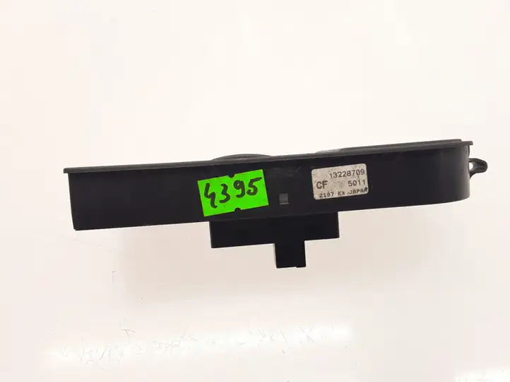 Opel Astra H (2004 - 2009) 13228709 Кнопка стеклоподъемников — фото 5
