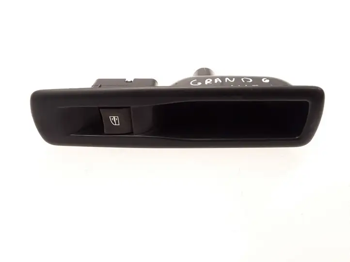 Renault Scenic III - Grand scenic III (2009 - 2016) 829500004R Блок кнопок стеклоподъемников — фото 1