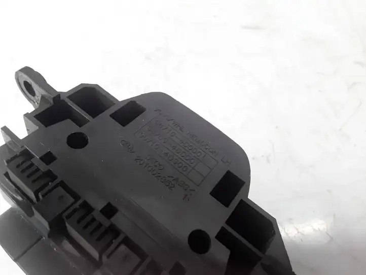 Kia Carnival (2006 - 2014) 967104D000 Кнопки на рулевом колесе — фото 3
