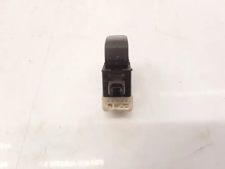 Nissan Almera N16 (2000 - 2010) Кнопка стеклоподъемников — фото 3