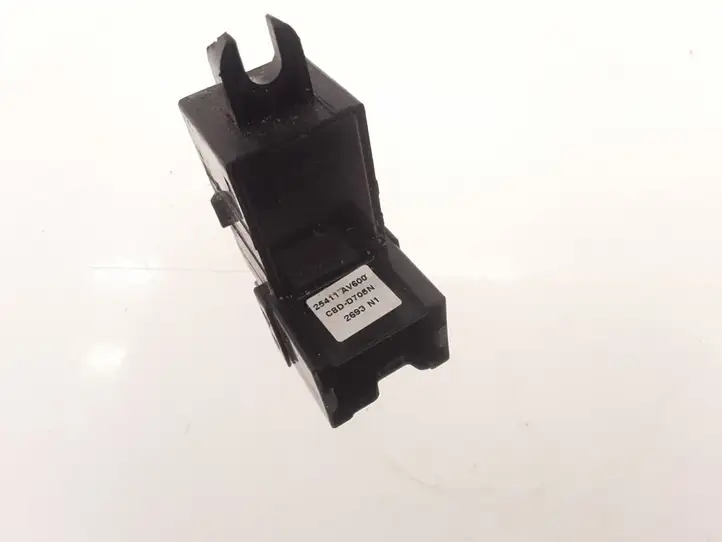 Nissan Primera (2001 - 2008) 25411AV600 Блок кнопок стеклоподъемников — фото 2