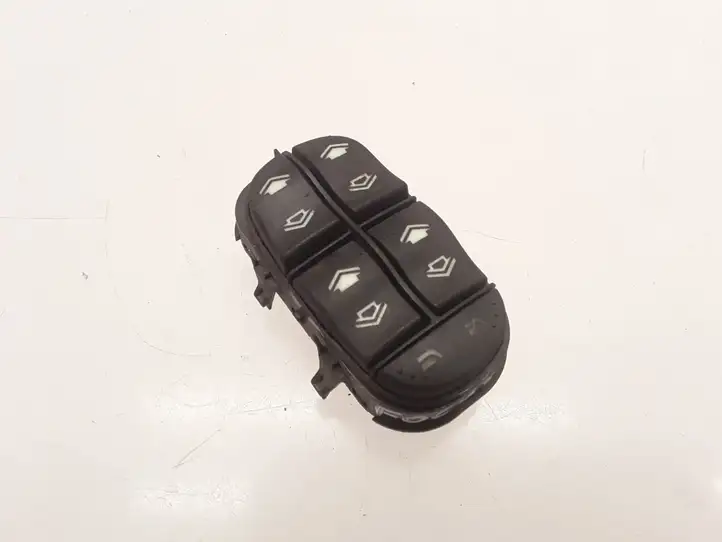 Ford Focus (1998 - 2004) 98AB14A132DE Кнопка стеклоподъемников — фото 1