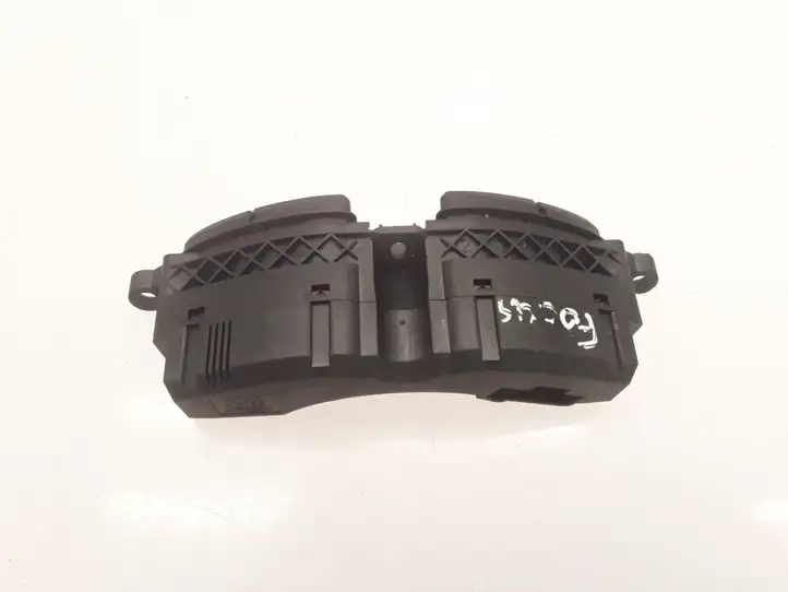 Ford Focus (1998 - 2004) 98AG19A945CH Кнопка обогрева стекла — фото 4