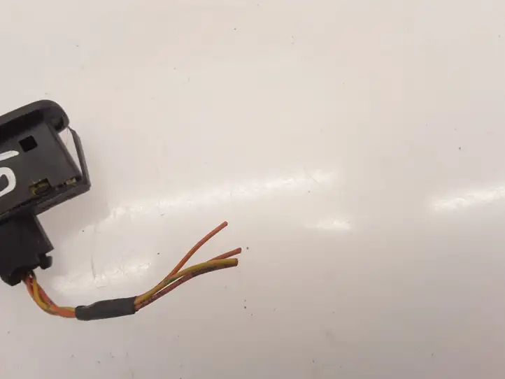 Citroen C5 (2001 - 2004) 96326947ZF Кнопка стеклоподъемников — фото 3