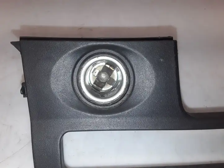 Nissan Almera N16 (2000 - 2010) Прикуриватель — фото 4