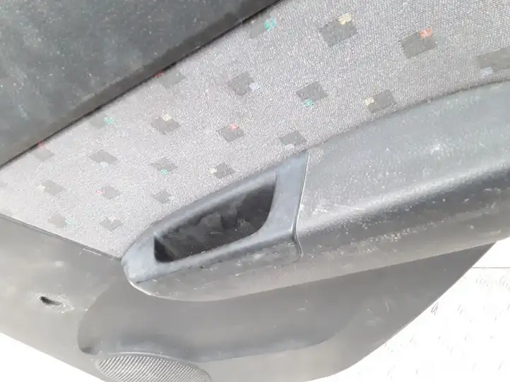 Hyundai Getz (2002 - 2005) 833601C010 Обшивка задней двери — фото 3