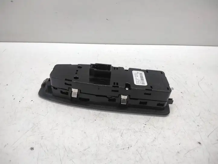 BMW 3 F30 F35 F31 (2012 - 2018) 7283832 Блок кнопок стеклоподъемников — фото 3