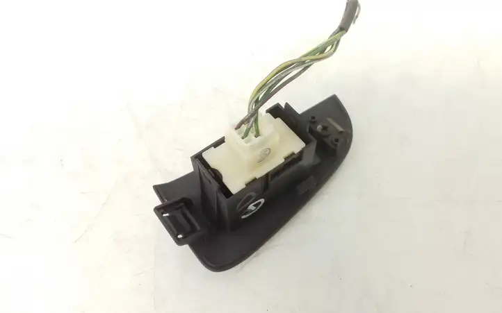 Toyota Avensis T250 (2003 - 2006) 7427105020 Блок кнопок стеклоподъемников — фото 4