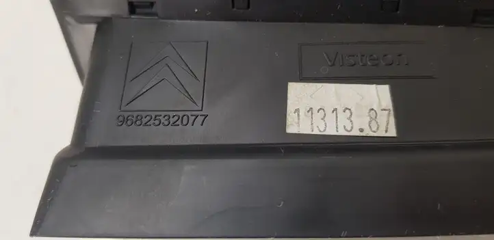 Citroen C5 (2008 - 2017) 9682532077 Боковой воздушный дефлектор — фото 4