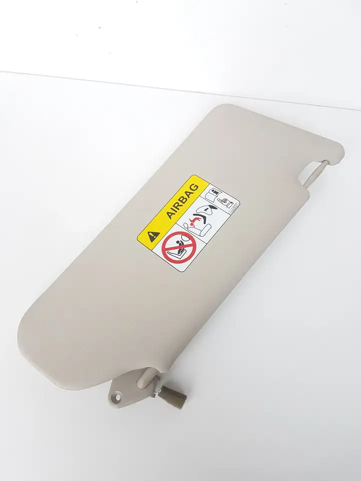 Mitsubishi Outlander (2012 - 2014) 7620B019 Солнцезащитный козырек — фото 4