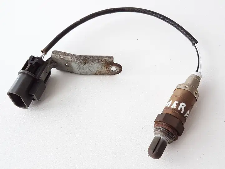 Nissan Almera N16 (2000 - 2010) A24A71011 Лямбда-зонд — фото 1