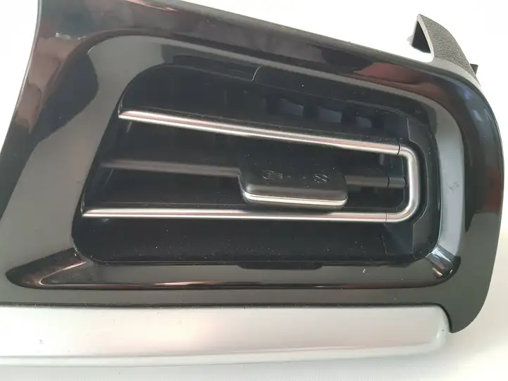 Kia Niro (2016 - ) 84790G5RA0ASH Боковой воздушный дефлектор — фото 3