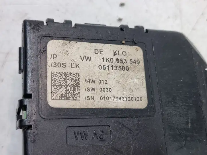 Volkswagen Golf V (2003 - 2009) 1K0953549 Датчик угла поворота руля — фото 4
