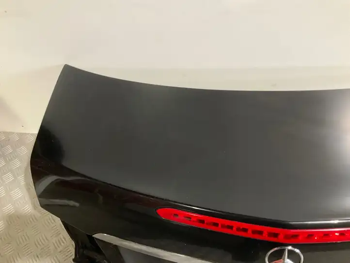 Mercedes-Benz E C207 W207 (2009 - 2017) Крышка багажника — фото 3