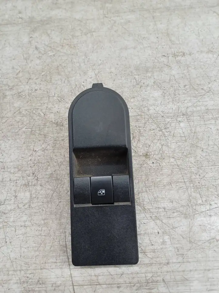Opel Astra H (2004 - 2009) 93162638 Кнопка стеклоподъемников — фото 1