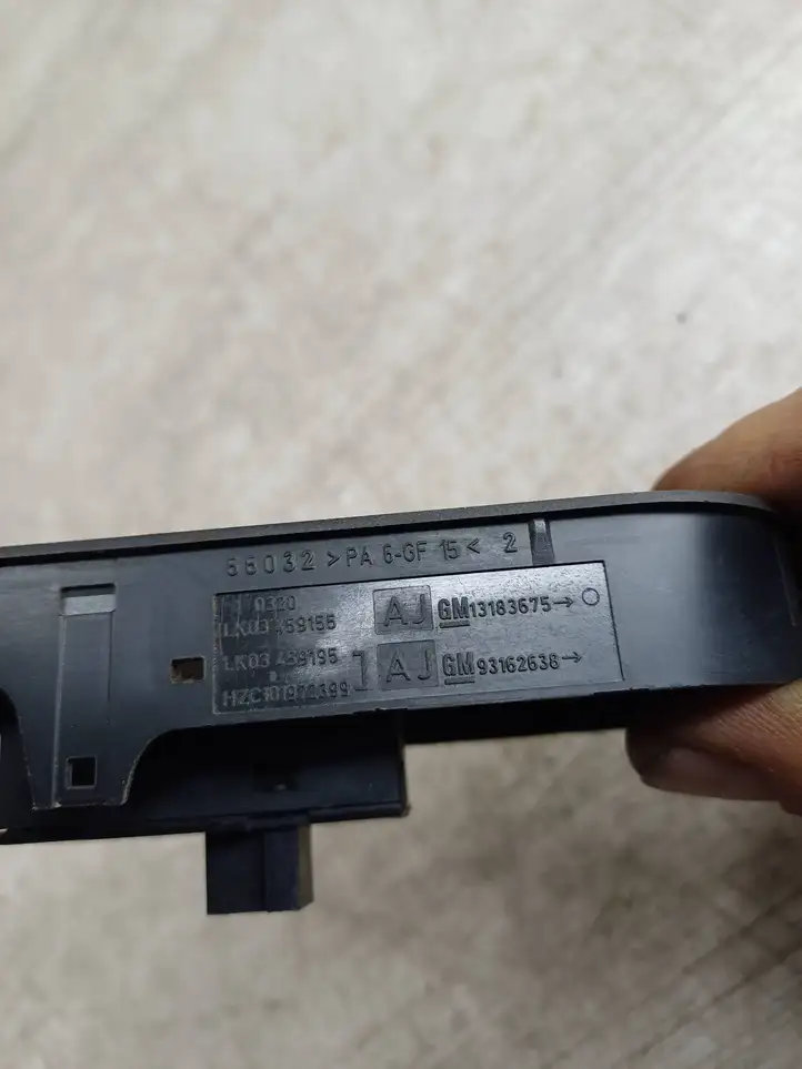 Opel Astra H (2004 - 2009) 93162638 Кнопка стеклоподъемников — фото 6