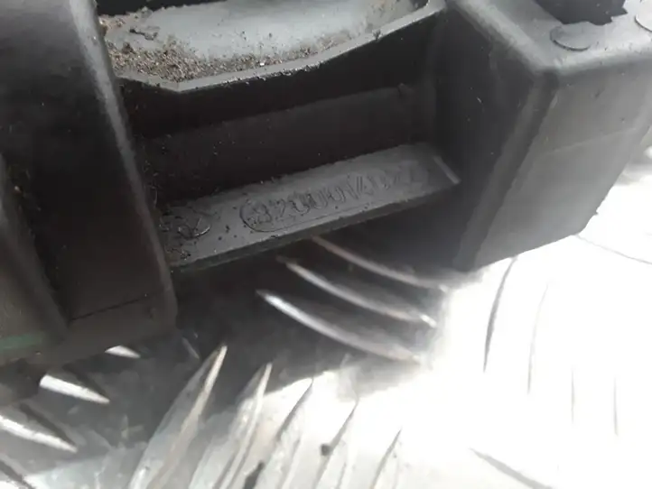 Renault Vel Satis (2002 - 2005) 8200014027 Замок крышки багажника — фото 2