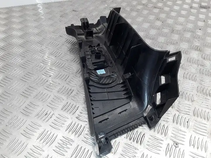 Honda Civic (2006 - 2011) 84161SMGE Верхняя обшивка стойки B — фото 3