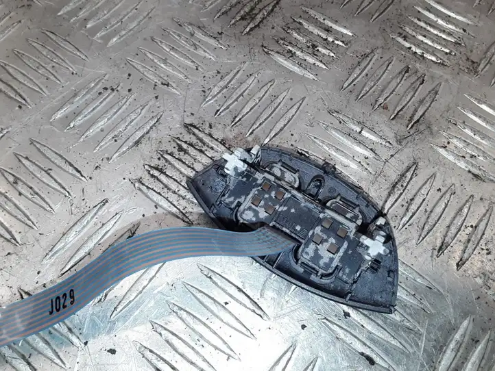 Citroen Xsara (1997 - 2006) Кнопки на рулевом колесе — фото 4