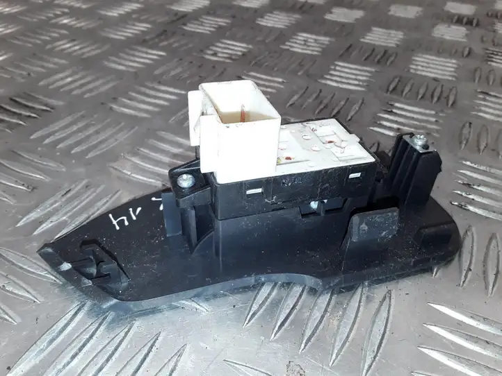 Chevrolet Captiva (2006 - 2011) 201003485 Блок кнопок стеклоподъемников — фото 7