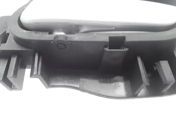 Citroen Berlingo (2012 - 2015) 96863076VV Внутренняя ручка двери — фото 4