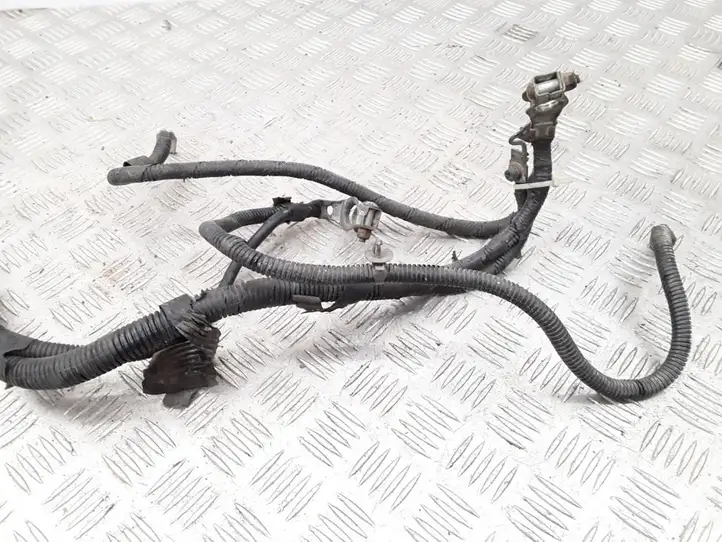 Suzuki Forenza (2003 - 2010) J200BATT Плюсовой провод аккумулятора — фото 2