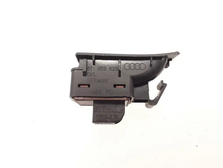 Audi A5 8T 8F (2007 - 2011) 8K0959831A Кнопка закрытия крышки багажника — фото 3