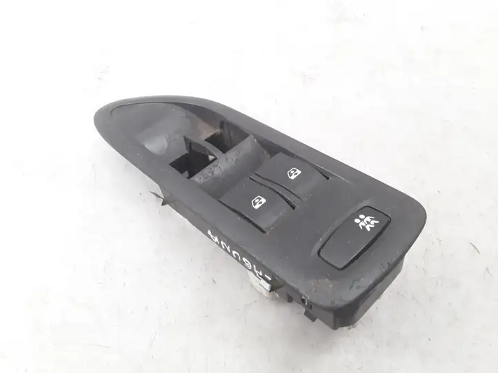 Renault Laguna II (2005 - 2007) 26515 Кнопка стеклоподъемников — фото 1