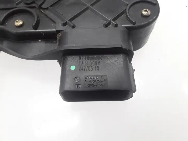 Ford Focus C-MAX (2003 - 2010) 3M5AR26413EP Замок задней двери — фото 2