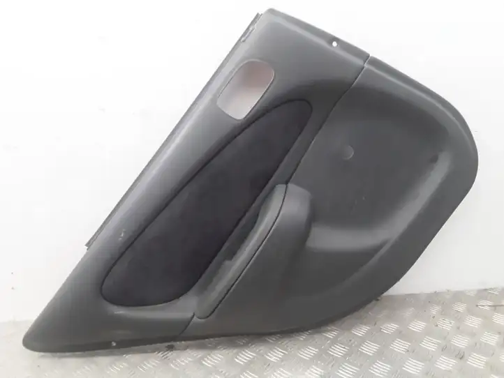 Toyota Corolla E110 (1995 - 2002) 6777612030 Обшивка задней двери — фото 1