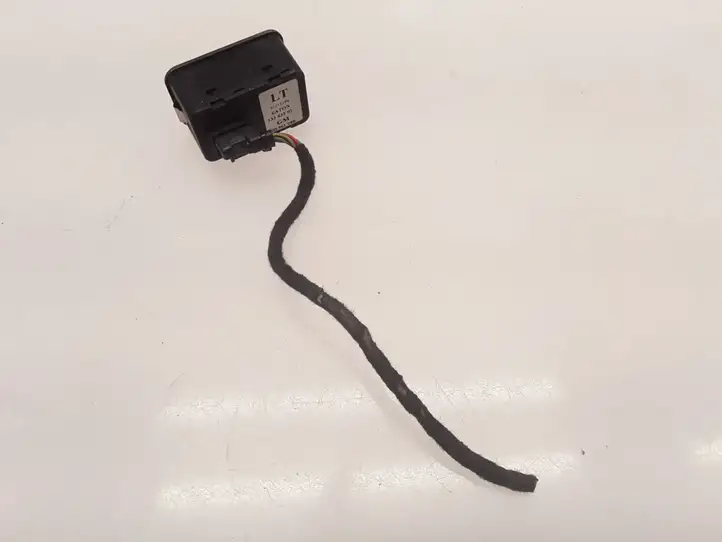 Opel Astra G (1998 - 2004) 13363201 Блок кнопок стеклоподъемников — фото 2