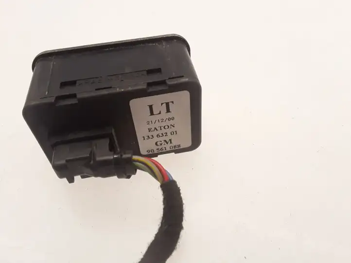 Opel Astra G (1998 - 2004) 13363201 Блок кнопок стеклоподъемников — фото 3