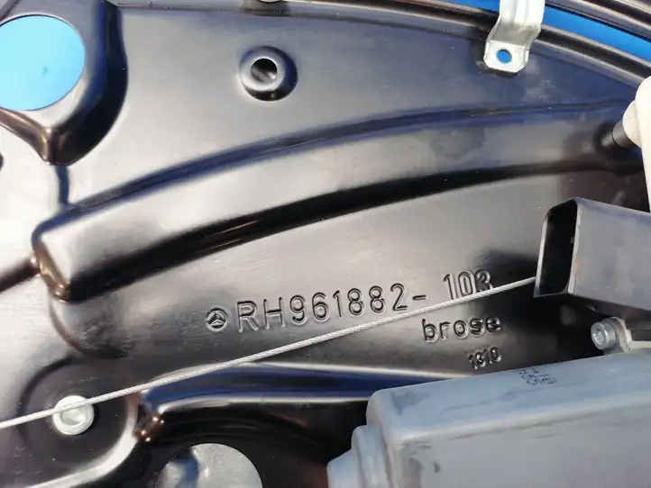 Mercedes-Benz E C207 W207 (2009 - 2017) A2076700203 Стеклоподъемник передней двери (комплект) — фото 12