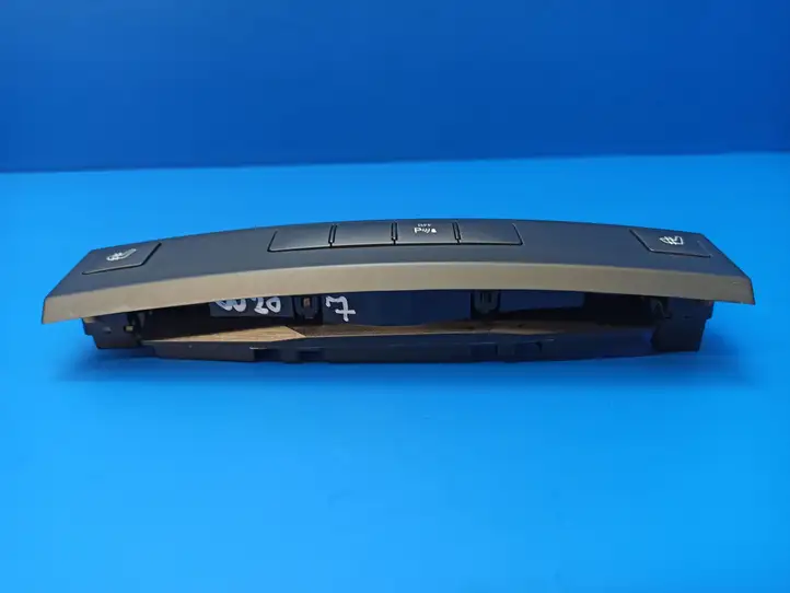 Mercedes-Benz E C207 W207 (2009 - 2017) A2079051601 Включатель обогрева — фото 6