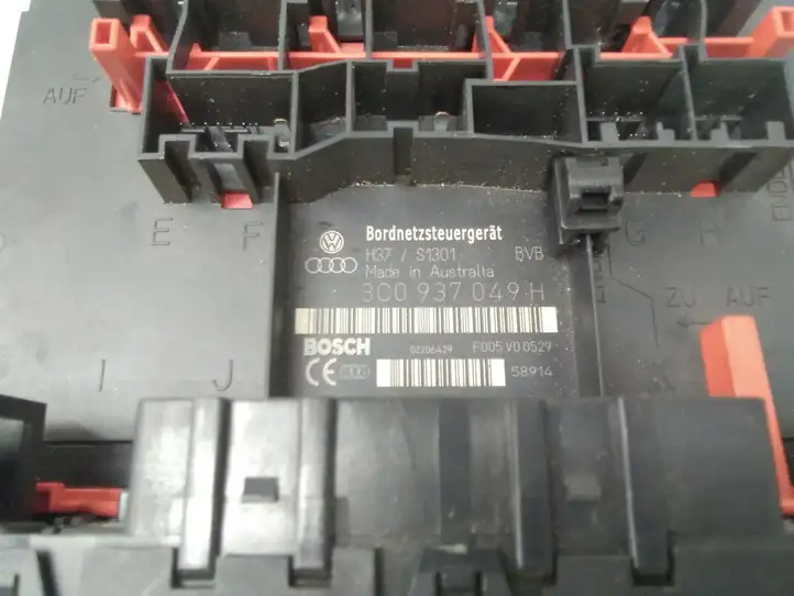 Volkswagen PASSAT B6 (2005 - 2010) 3C0937049H Модуль комфорта — фото 3