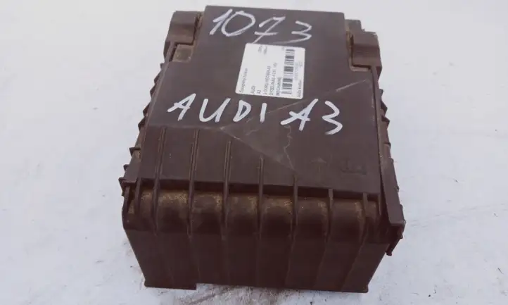 Audi A3/S3 8P (2004 - 2008) 1K0937125 Блок предохранителей — фото 1