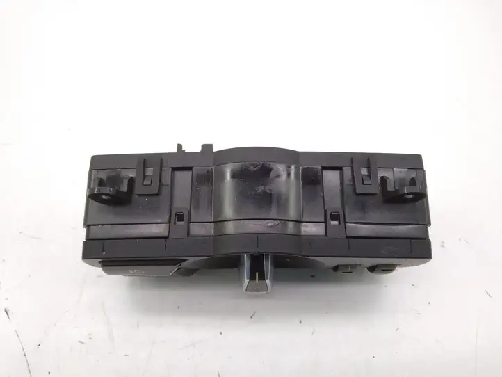 BMW 5 F10 F11 (2009 - 2016) 919274603 Включатель фонарей — фото 2
