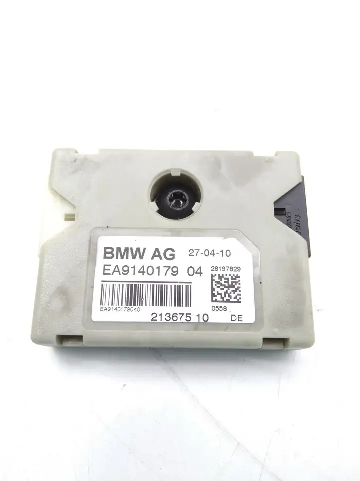 BMW 5 F10 F11 (2009 - 2016) EA914017904 Усилитель антенны — фото 1