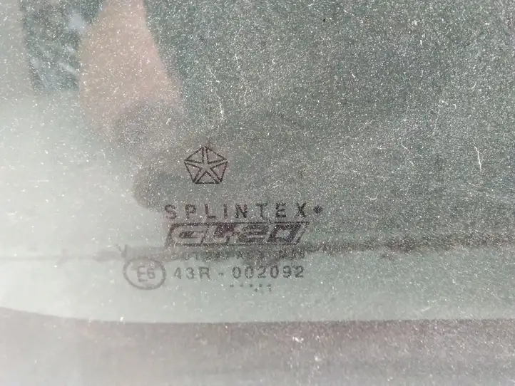 Chrysler Voyager (1996 - 2001) 43R002092 Заднее боковое стекло — фото 3