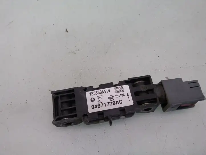 Jeep Grand Cherokee (WK) (2004 - 2010) 04671779AC Датчик удара SRS — фото 3
