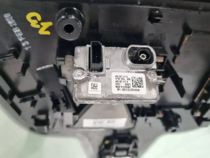 Porsche Cayenne (9Y0 9Y3) (2018 - ) 9Y0845099 Переднее стекло — фото 11