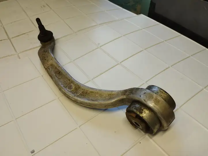 Audi A4 S4 B5 8D (1999 - 2001) Рычаг подвески — фото 4