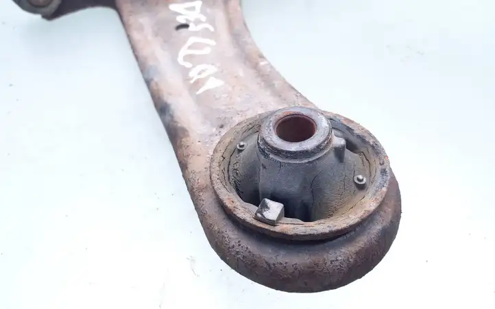 Toyota Yaris (1999 - 2003) Вилка подвески — фото 3