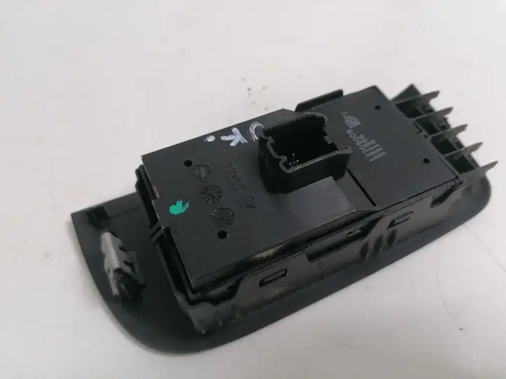 Opel Zafira B (2008 - 2014) 13305009 Блок кнопок стеклоподъемников — фото 2