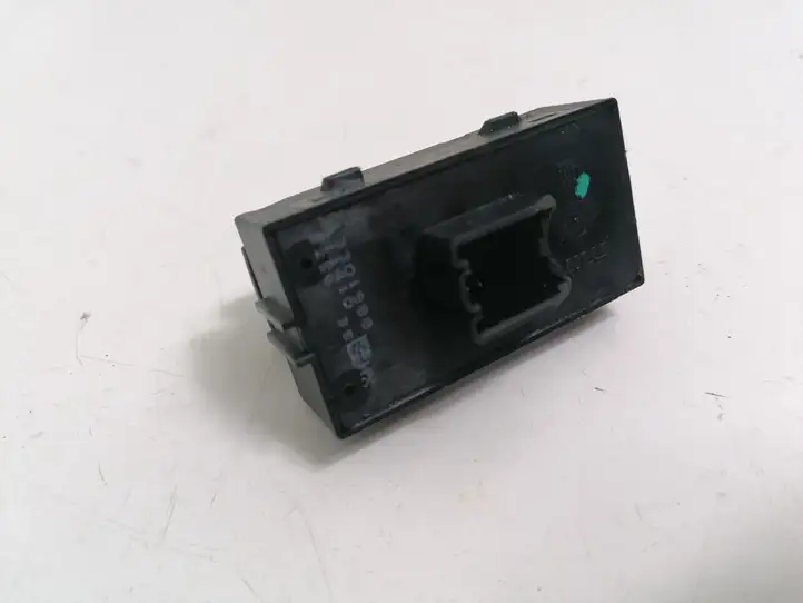 Opel Zafira B (2008 - 2014) 13301888 Блок кнопок стеклоподъемников — фото 3