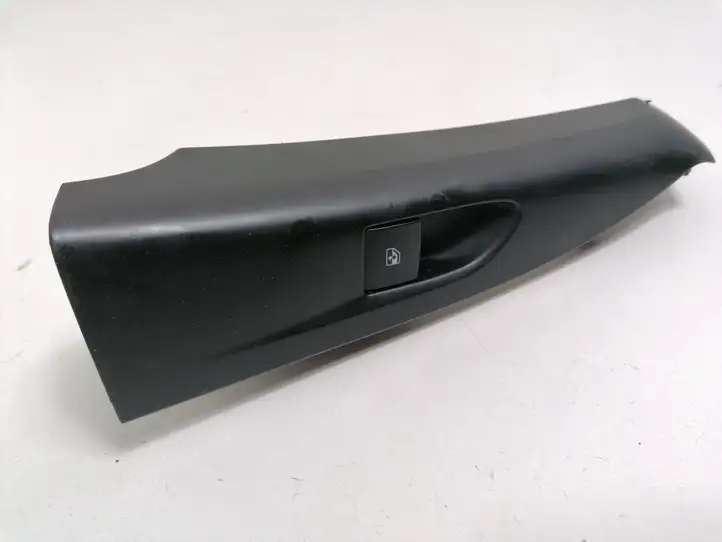 Opel Zafira B (2008 - 2014) 13301888 Блок кнопок стеклоподъемников — фото 1