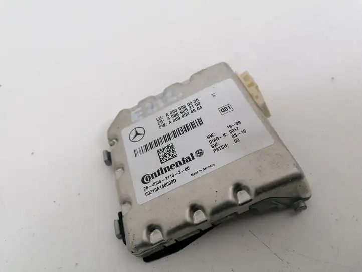 Mercedes-Benz E W212 (2009 - 2016) A0009050238 Камера в лобовом стекле — фото 2