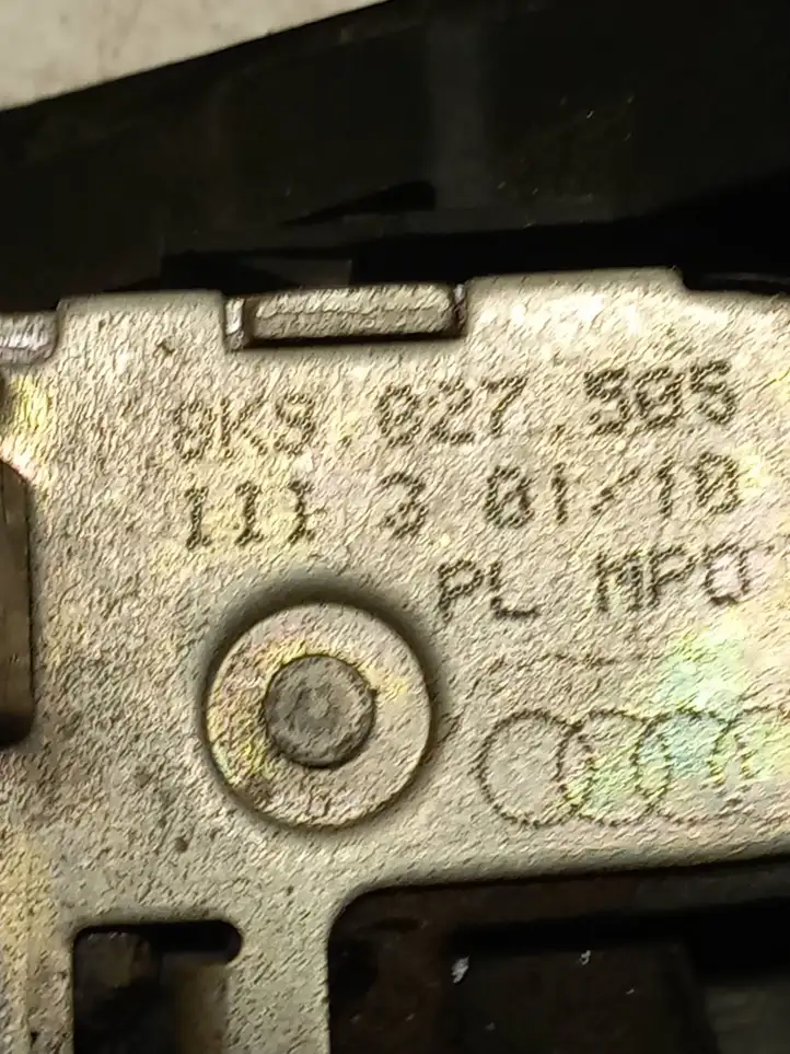 Audi A3/S3 8P (2008 - 2013) 8K9827505 Замок крышки багажника — фото 2