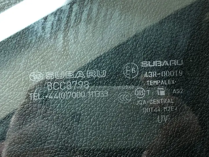 Subaru Outback (2009 - 2014) Стекло передней двери — фото 3